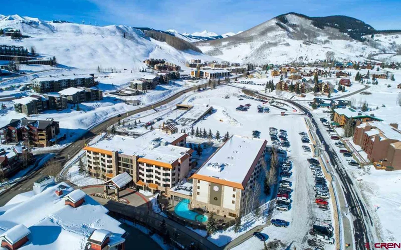 Grand Lodge Crested Butte on Emmons Loop, walk-to-the-lift lodging beside the ski-in ski-out addresses at Crested Butte, Colorado