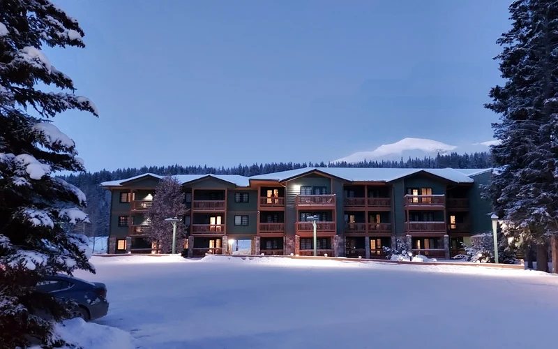 Lake Louise Inn on Village Road, budget shuttle lodging for skiers looking for ski-in ski-out hotels in Banff National Park, Alberta
