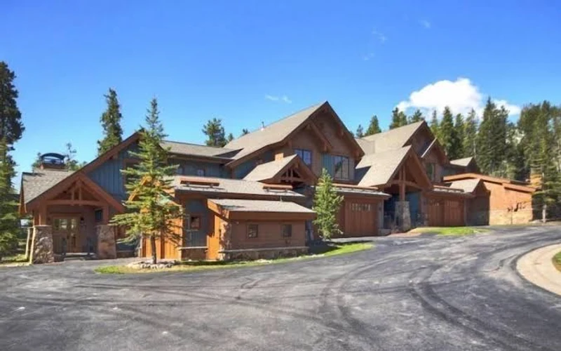 Mountain Thunder Lodge beside the gondola ski-back trail on the town edge of Breckenridge, Colorado