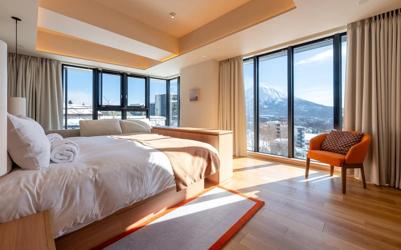 Niseko Kyo on the Ace Family run in Upper Hirafu, ski-in ski-out lodging in Niseko, Hokkaido