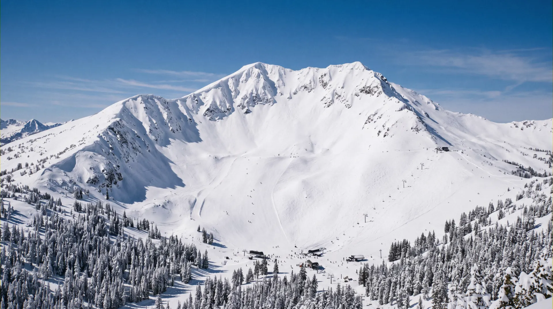 Mammoth Mountain above Mammoth Lakes, California, where the ski-in ski-out lodging sits at three separate base lodges